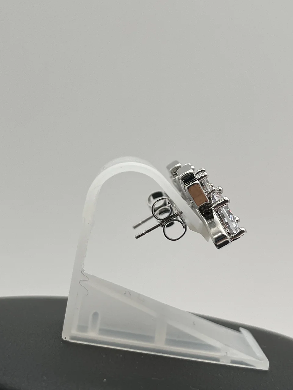 VIVIENNE WESTWOOD EARRINGS hover
