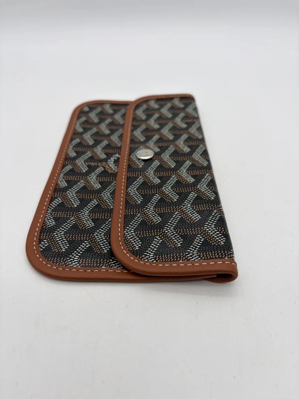 GOYARD SAINT LOUIS PM POUCH (BROWN) view 5