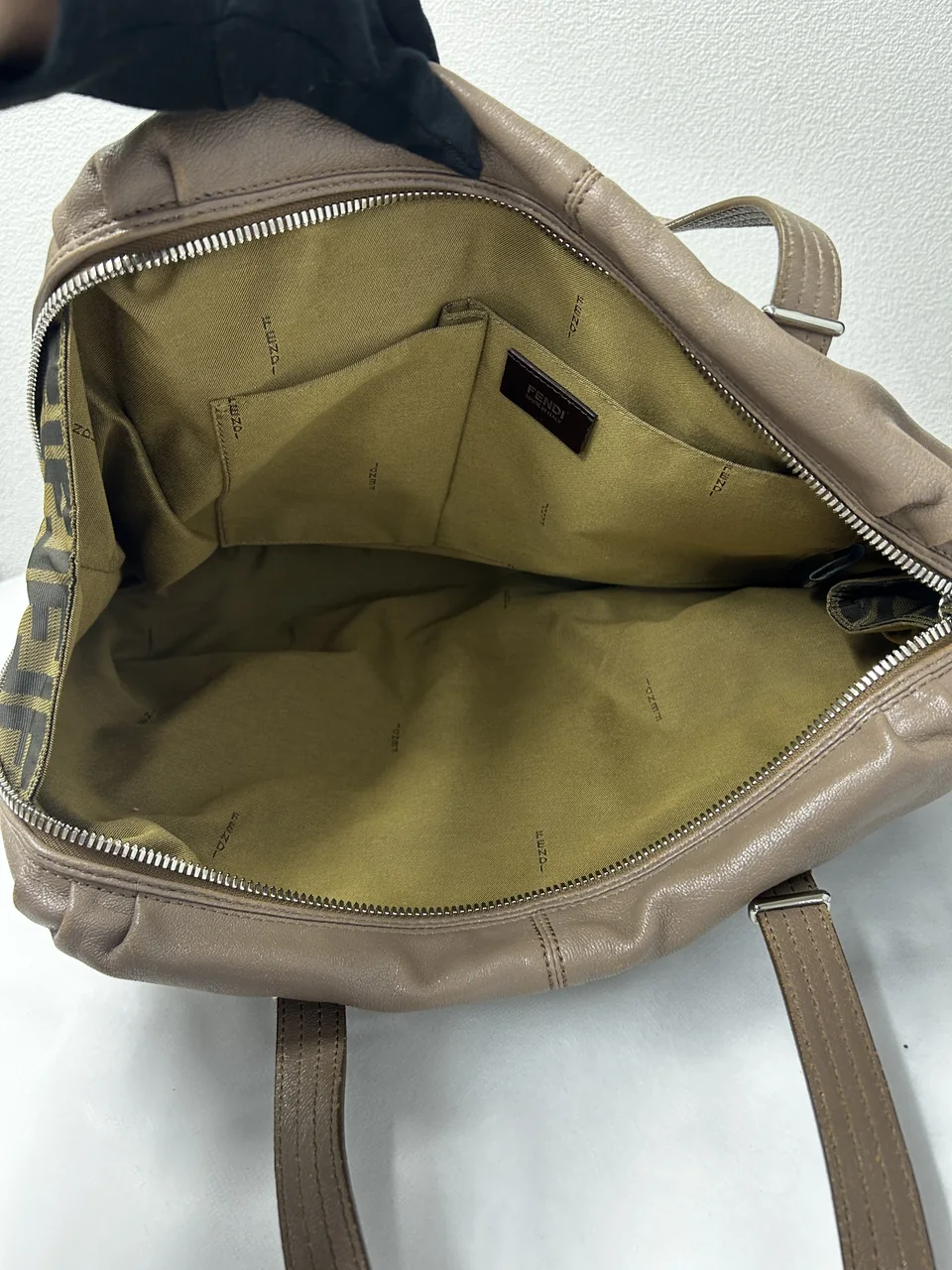 FENDI UNZIPPED TOTE BAG view 3
