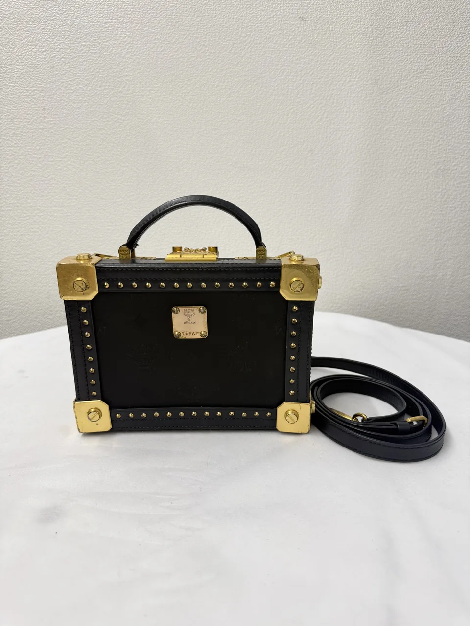 MCM BERLIN TRUNK (BLACK)