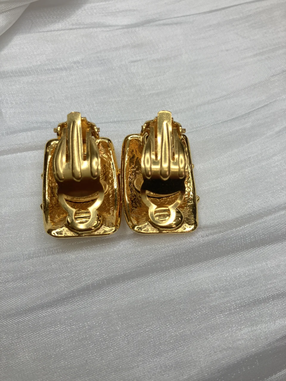 CHANEL EARRINGS view 5