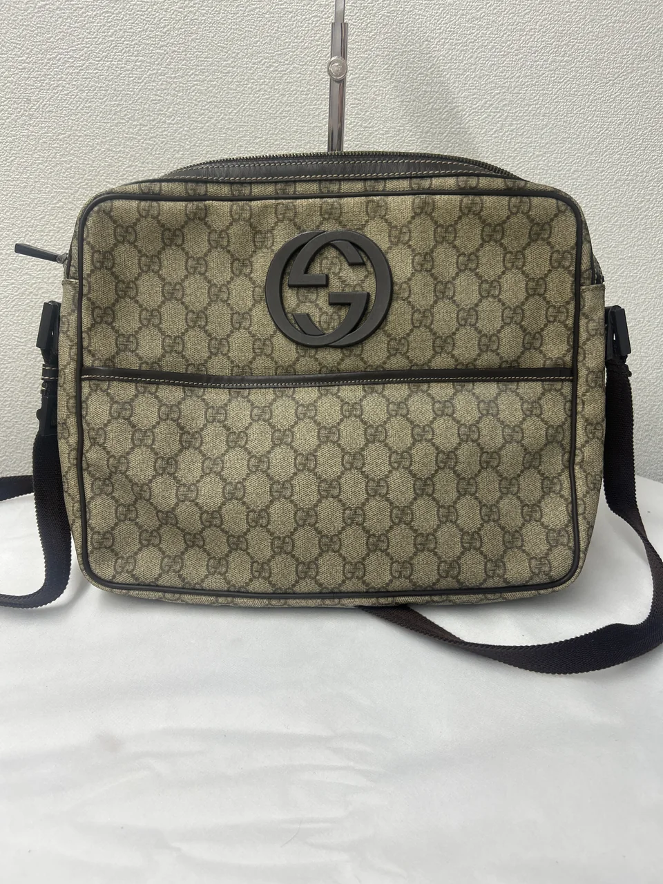 GUCCI GG SUPREME MESSENGER BAG view 11