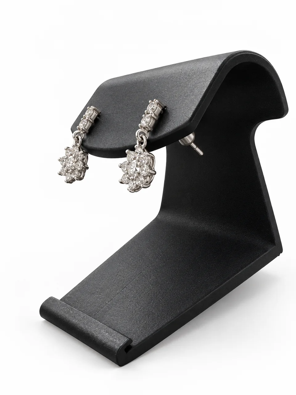 PT950/PT900 DIAMOND EARRINGS 0.84CT 3.1G view 3