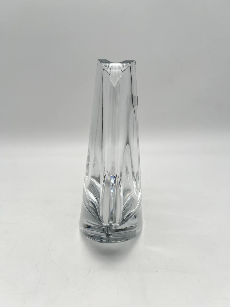 BACCARAT VASE view 4