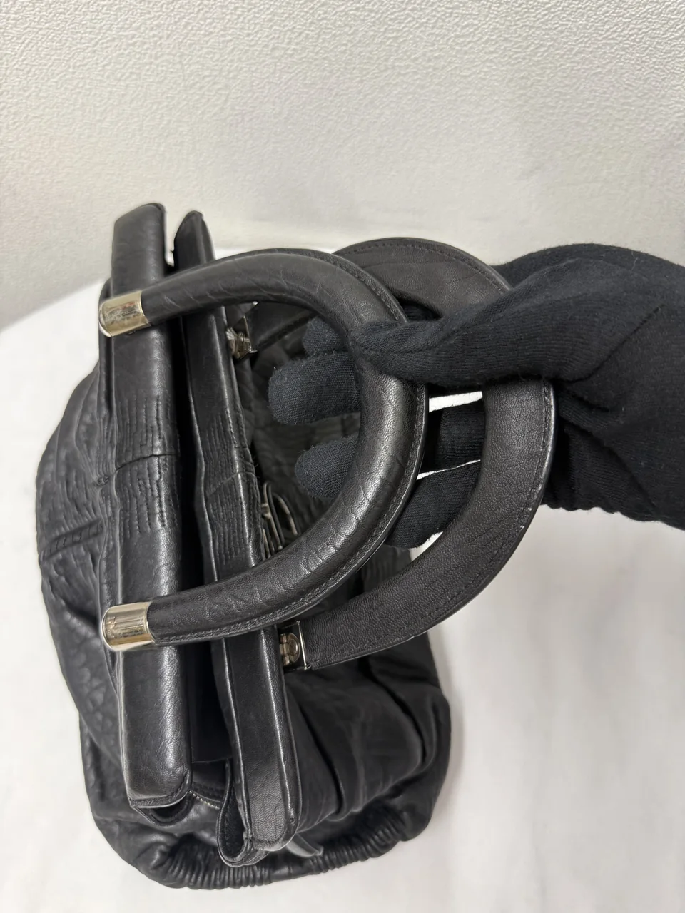 DIOR KARENINA (BLACK) hover