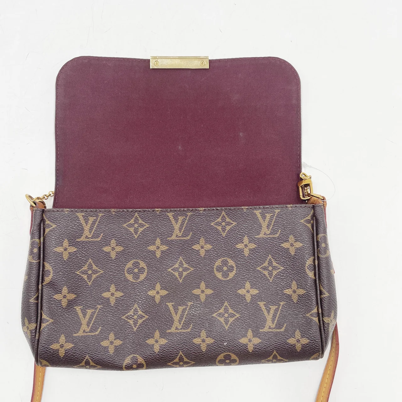 LV MONOGRAM FAVORITE PM view 9