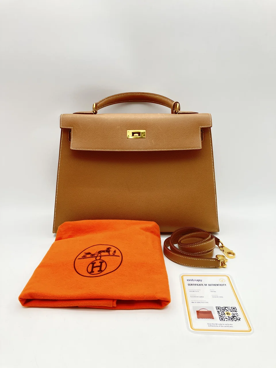 HERMES KELLY 32 (COURCHEVEL, NATURAL, ○W STAMP)