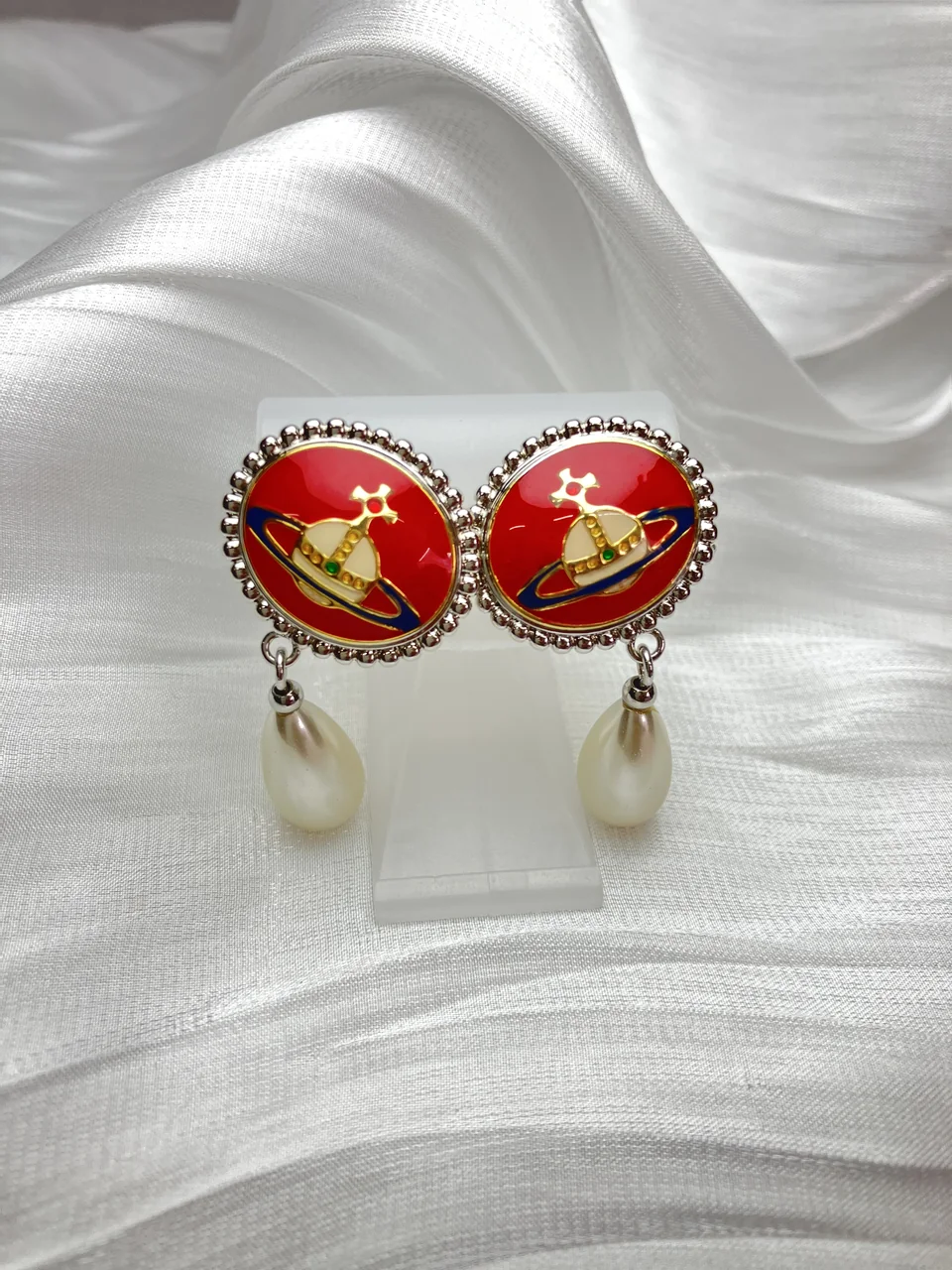 VIVIENNE WESTWOOD EARRINGS
