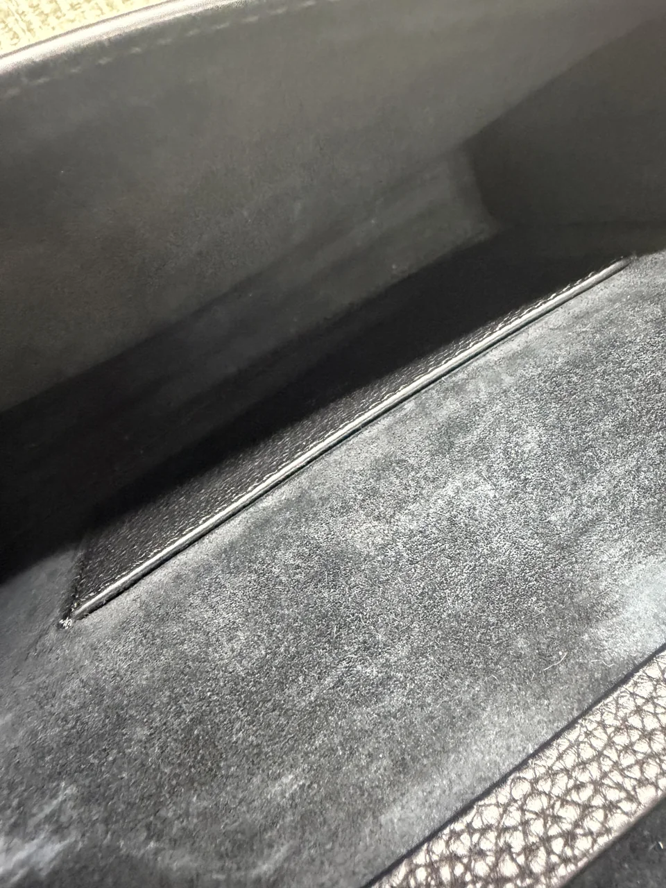 VALENTINO CROSSBODY BAG (BLACK) view 11