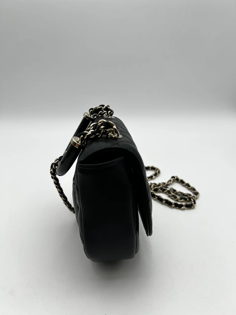 CHANEL LAMB SKIN MATELASSE CHAIN SHOULDER BAG hover