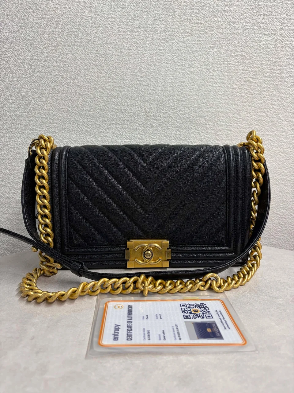 CHANEL CAVIAR SINGLE FLAP LE BOY (26 SERIAL CODE) view 3