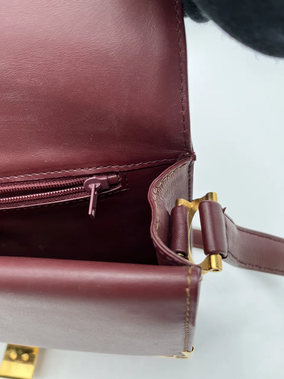 CARTIER SHOULDER BAG (BORDEAUX) view 10