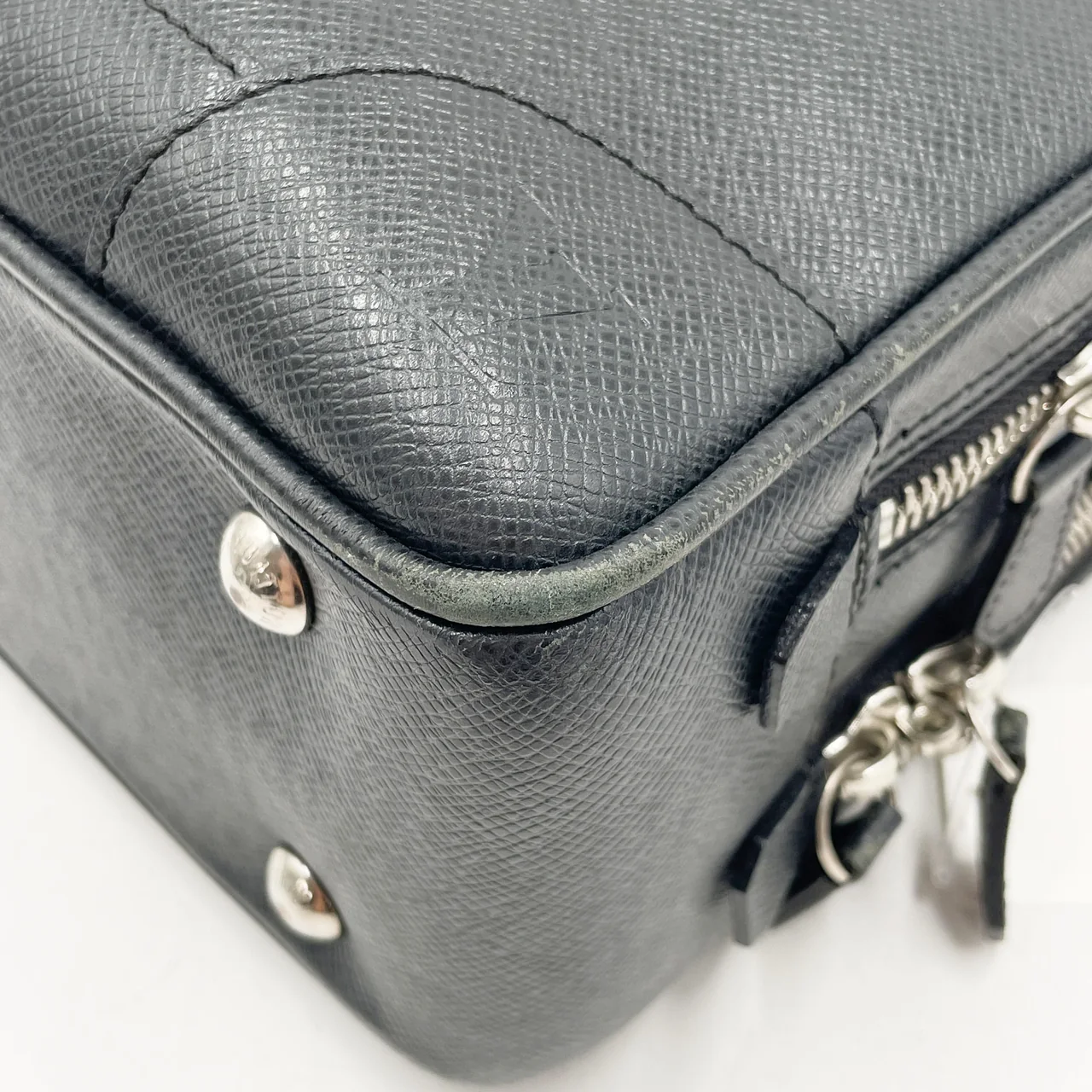 LV TAIGA ALEXANDER view 3
