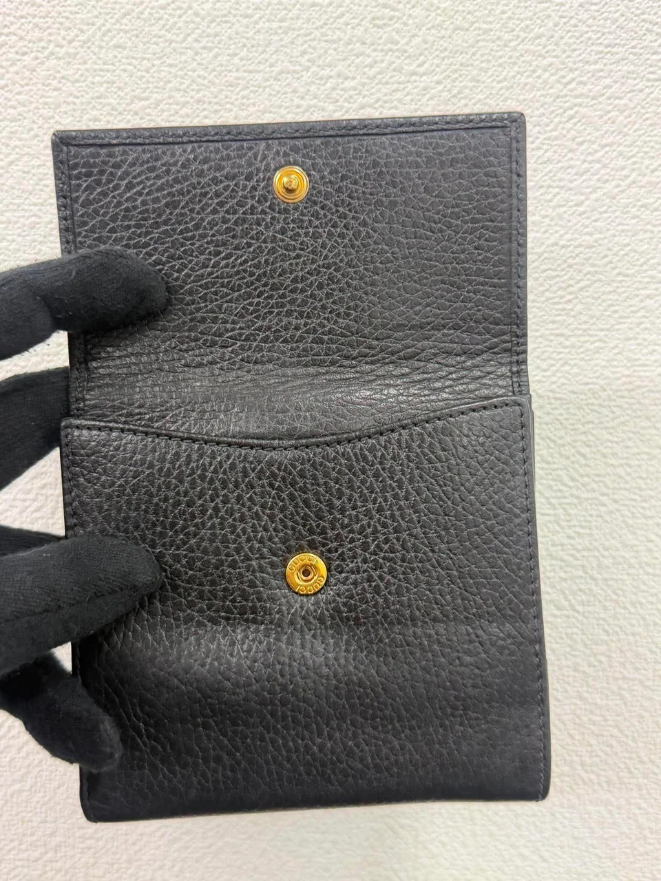 GUCCI DOUBLE HOOK WALLET view 7