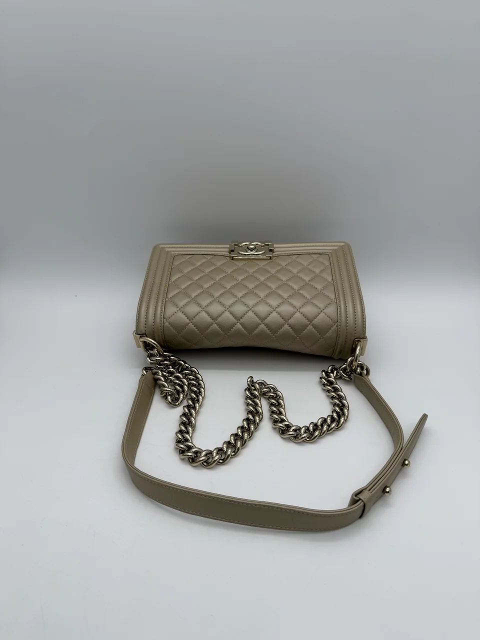 CHANEL LE BOY view 9