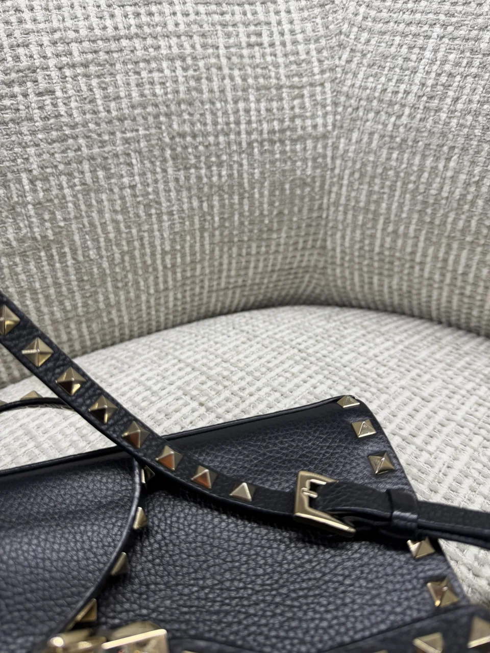VALENTINO CROSSBODY BAG (BLACK) view 10