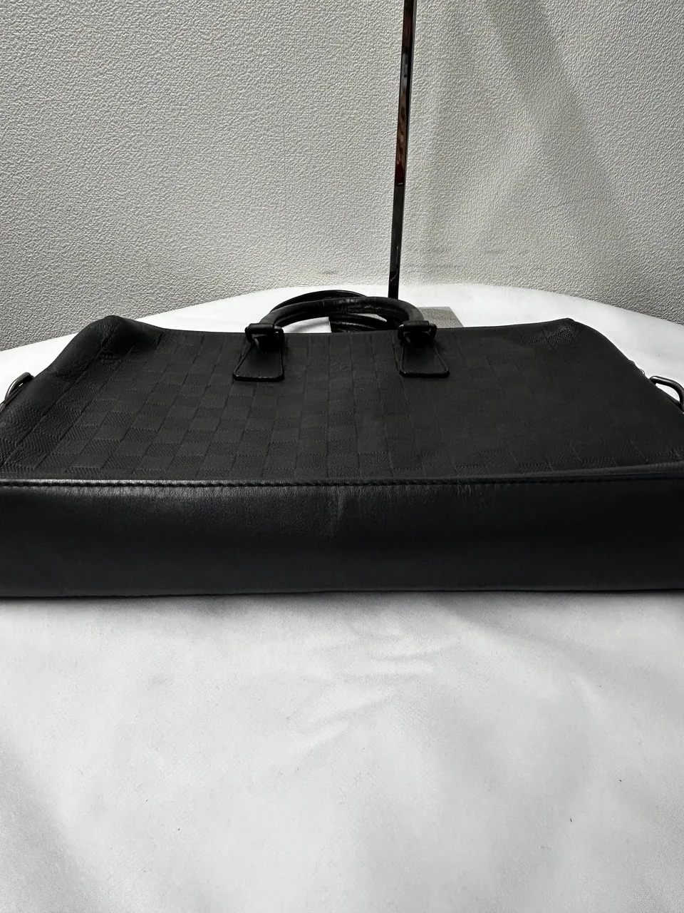 LV INFINI DOCUMENT JOUR view 4