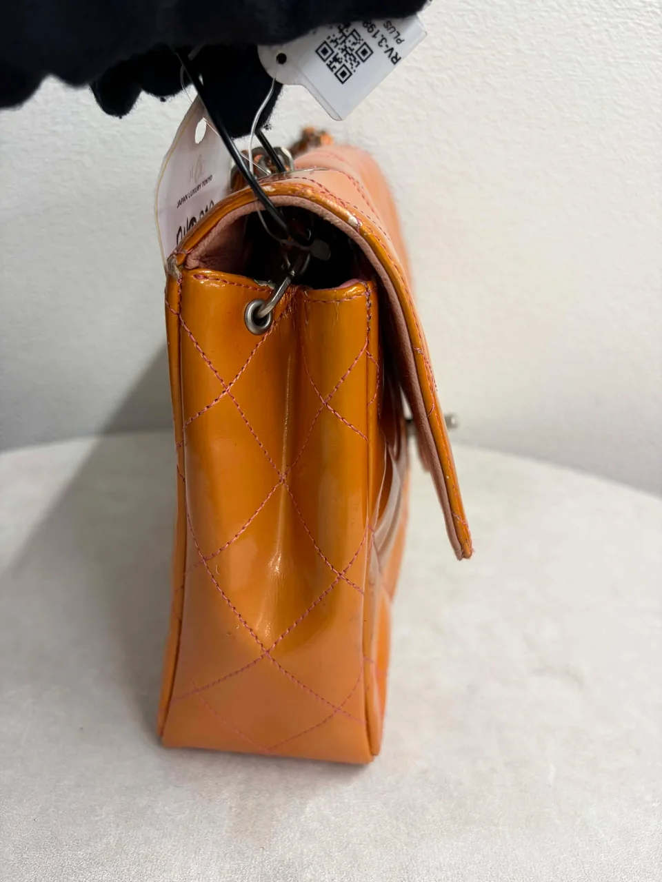 CHANEL PATENT MATELASSE SINGLE FLAP (6 SERIAL CODE) view 5