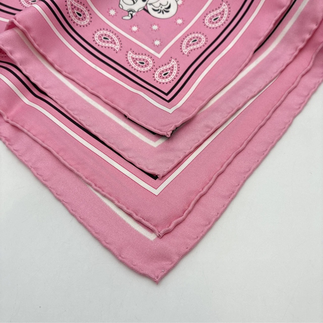 HERMES LES MUSTANG SCARF hover