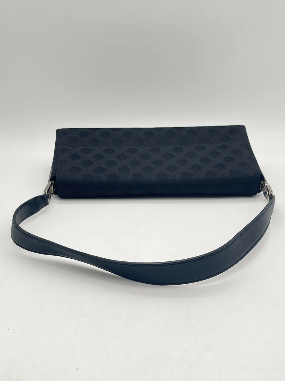 SALVATORE FERRAGAMO SHOULDER BAG (BLACK) view 3