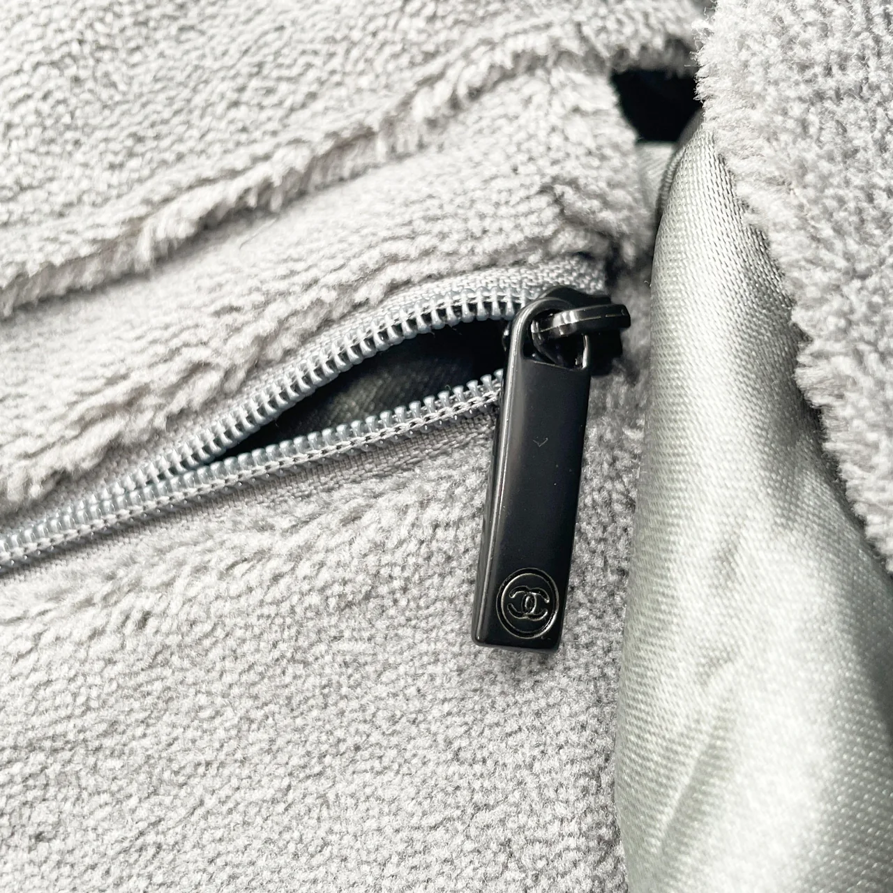 CHANEL NOVELTY SHOULDER BAG view 11