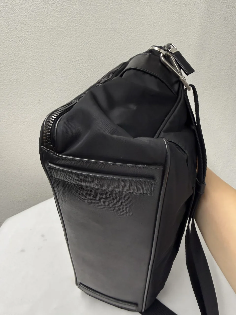 PRADA NYLON TWO-WAY SHOULDER BAG (BLACK) view 8