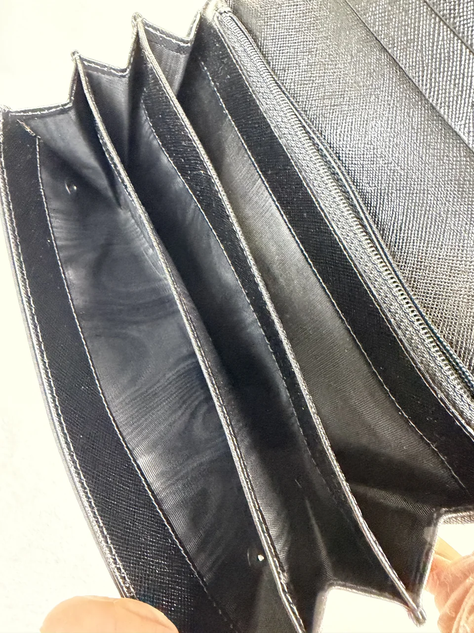 PRADA BIFOLD LONG WALLET (BLACK) view 5