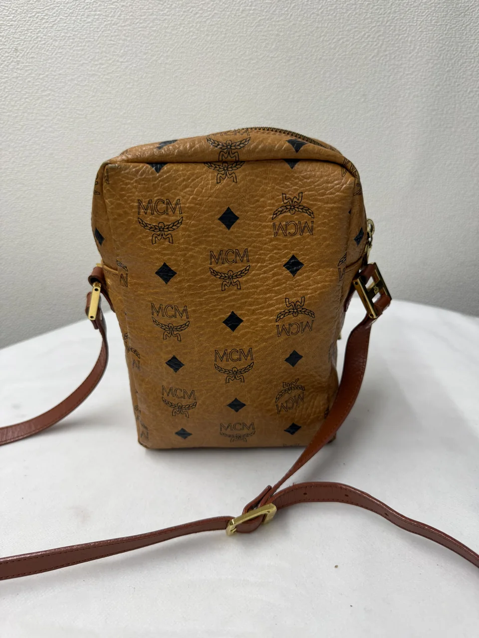 MCM SHOULDER BAG view 3