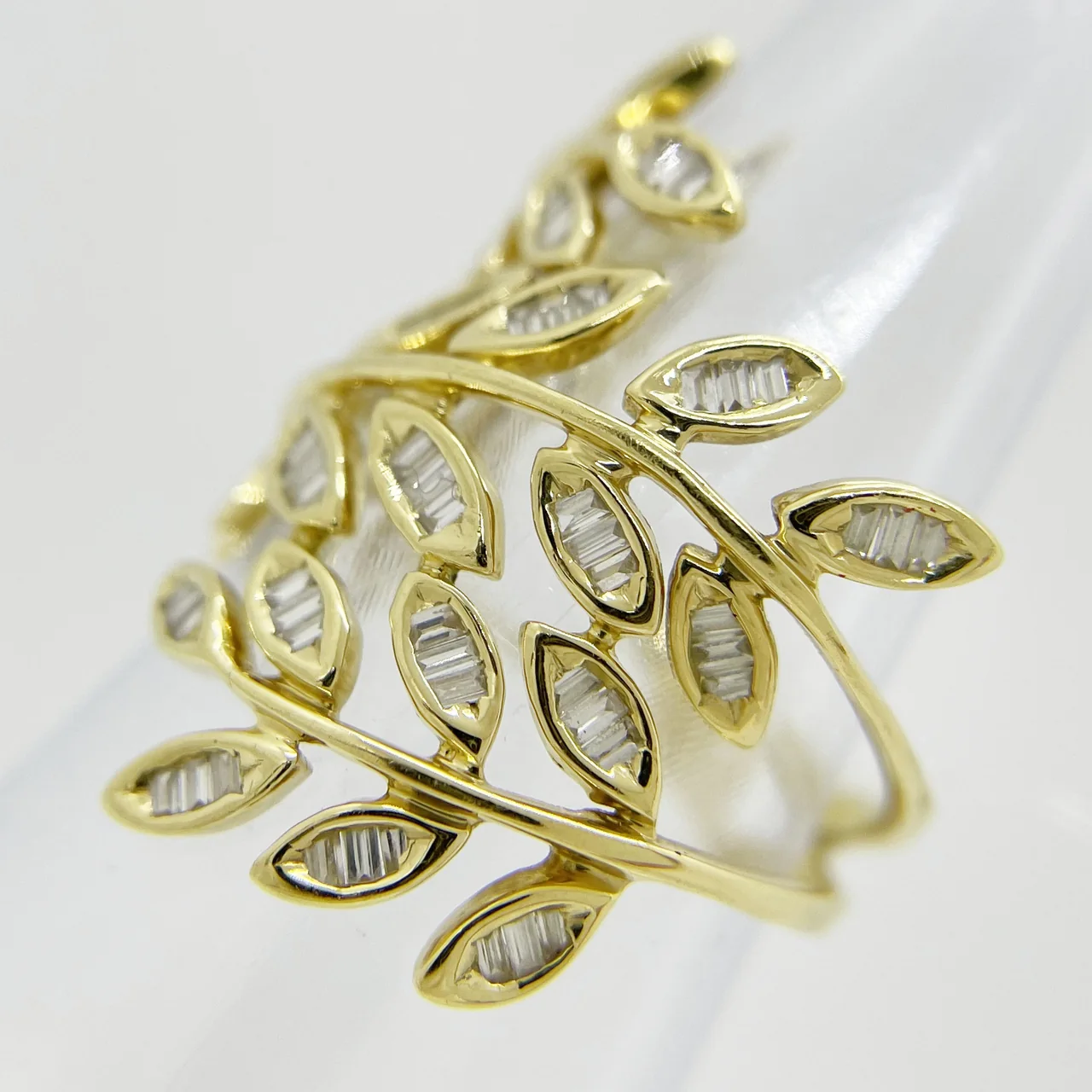 K18 LEAF RING FD0.50CT 3.7G view 3