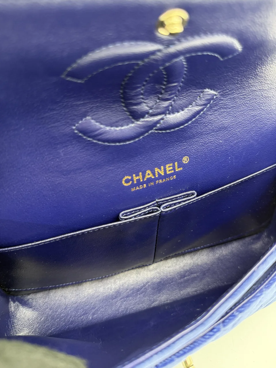 CHANEL MATELASSE 25 DOUBLE FLAP view 16