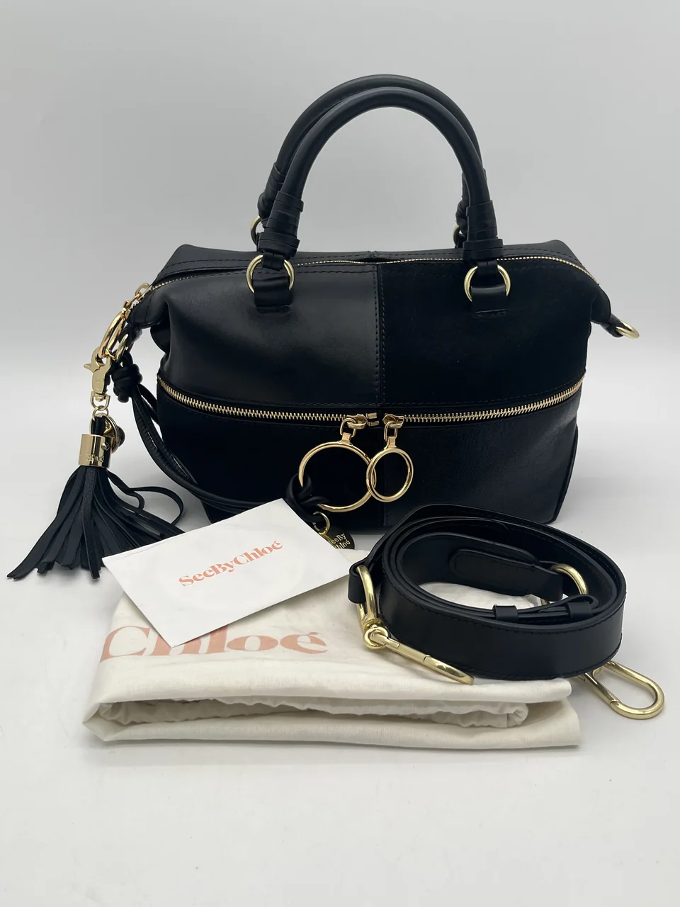 CHLOE SHOULDER BAG (BLACK)