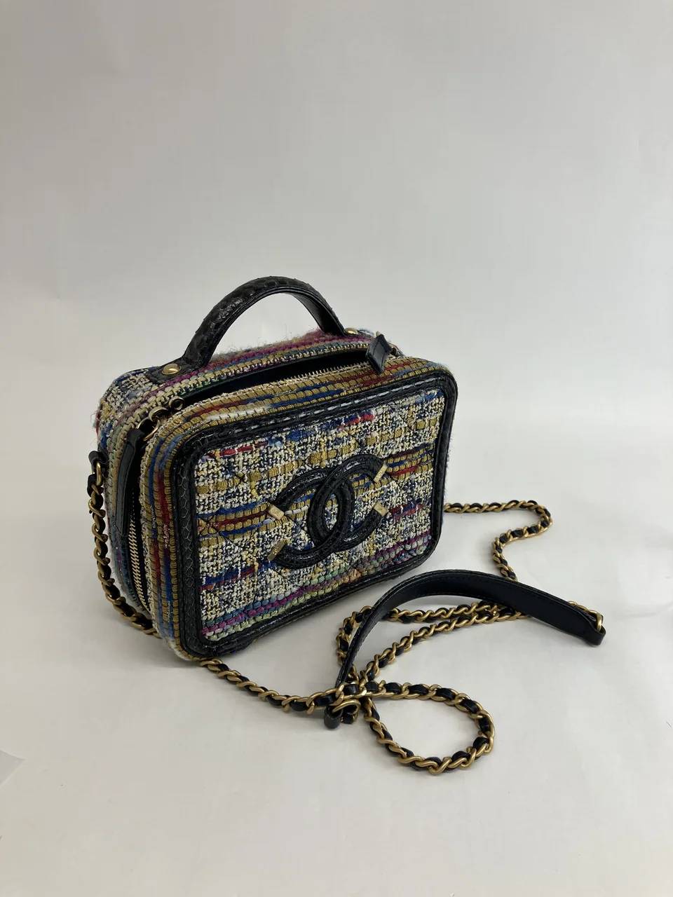 CHANEL CC FILIGREE (25 SERIAL CODE) view 4