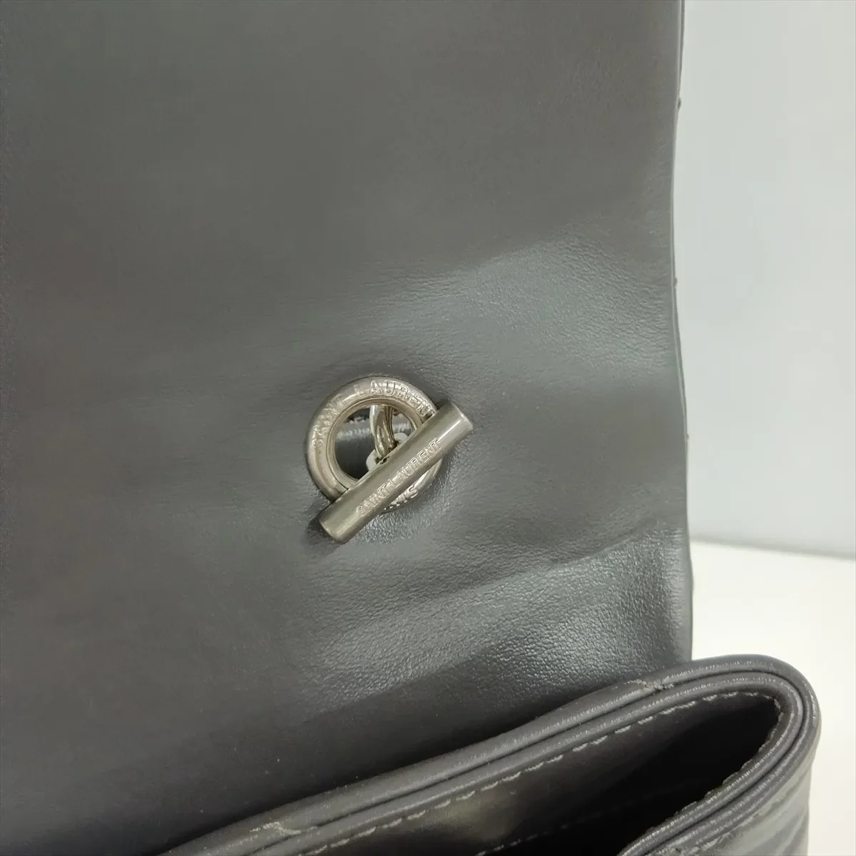 SAINT LAURENT LOULOU (GRAY) view 15