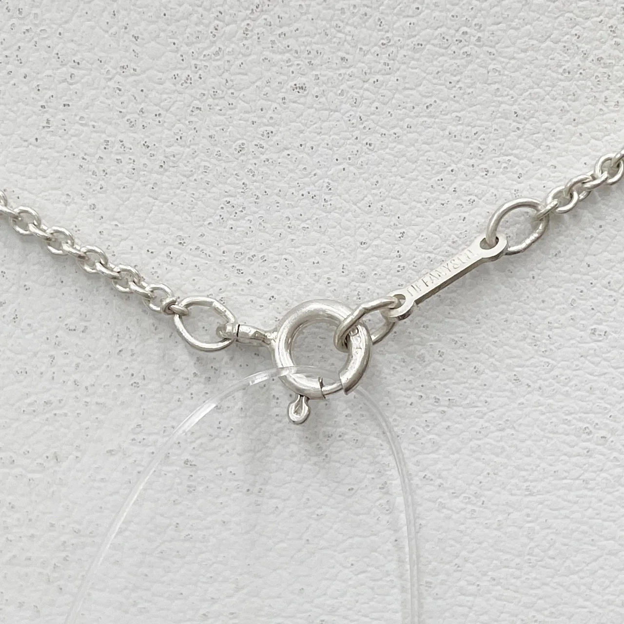 TIFFANY&CO. OPEN HEART NECKLACE view 7