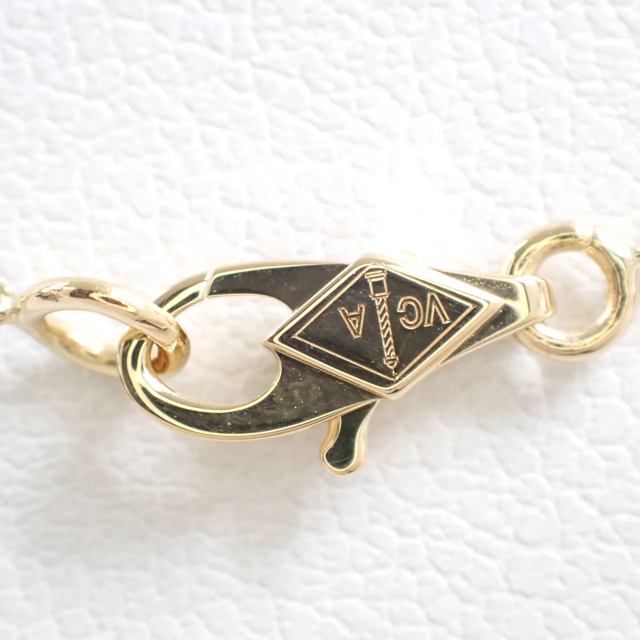 YG750 VCA PAPILLON NECKLACE 2.9G view 4