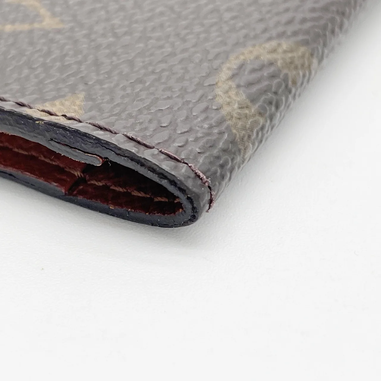 LV MONOGRAM PORTE CARTE VERTICAL view 6