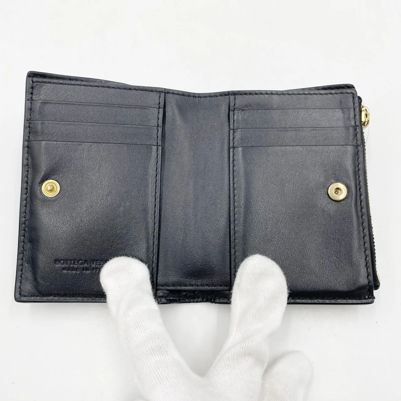 BOTTEGA VENETA BIFOLD WALLET (BLACK) view 9