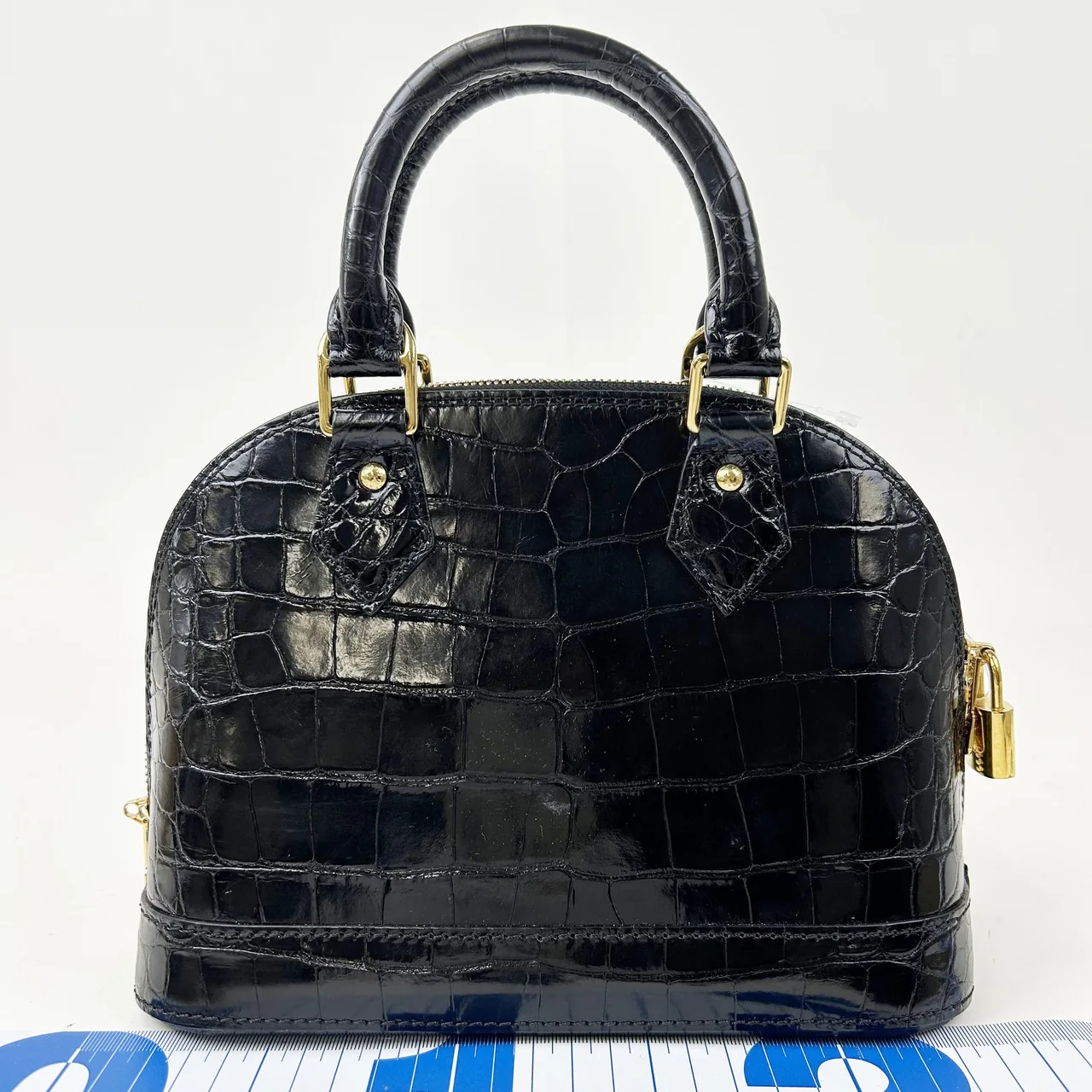 LV EXOTIC ALMA BB view 3