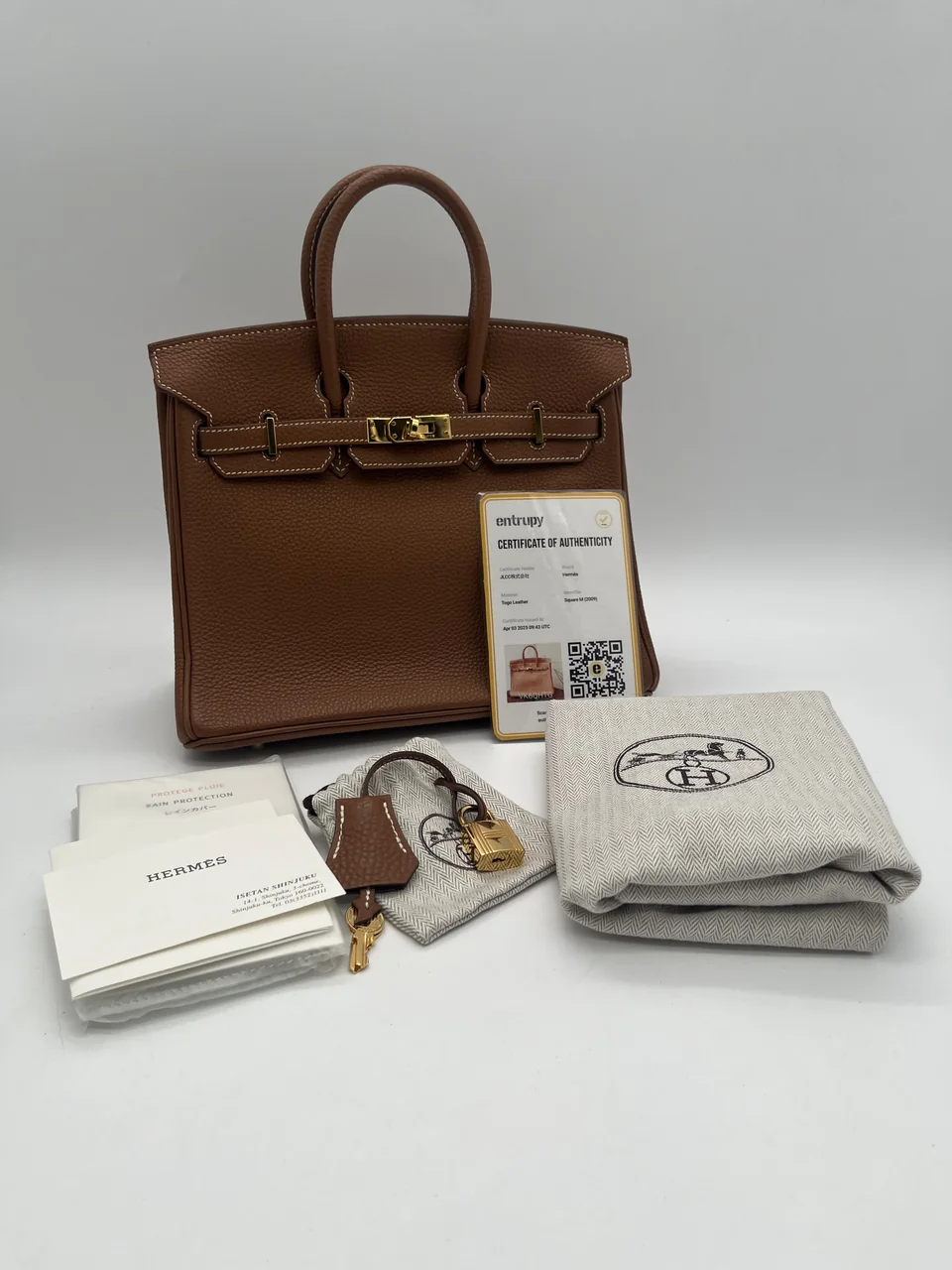 HERMES BIRKIN 25 (TOGO, GOLD, □M STAMP) view 3