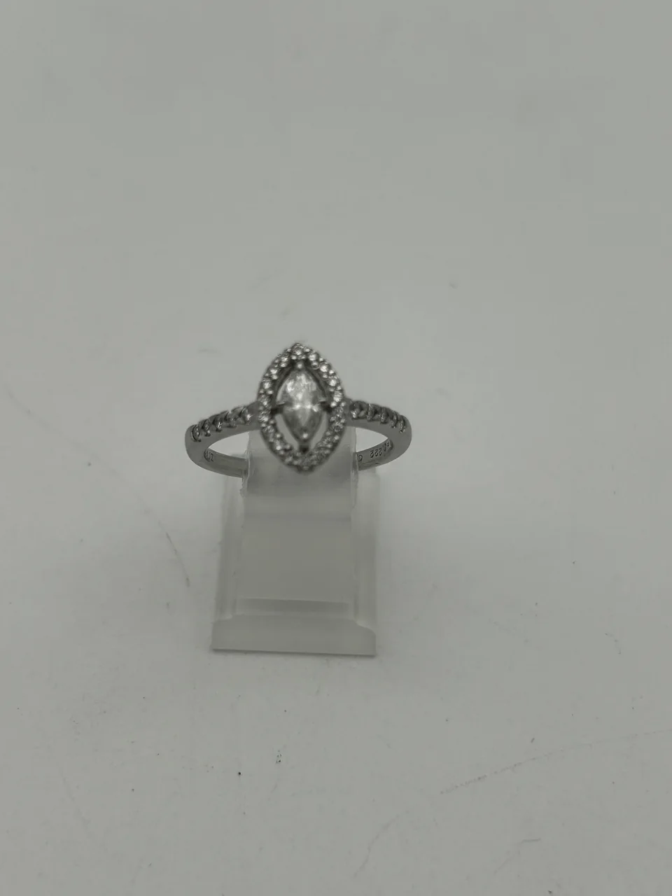 PT900 DIAMOND RING D0.222CT FD0.20CT 3.0G hover