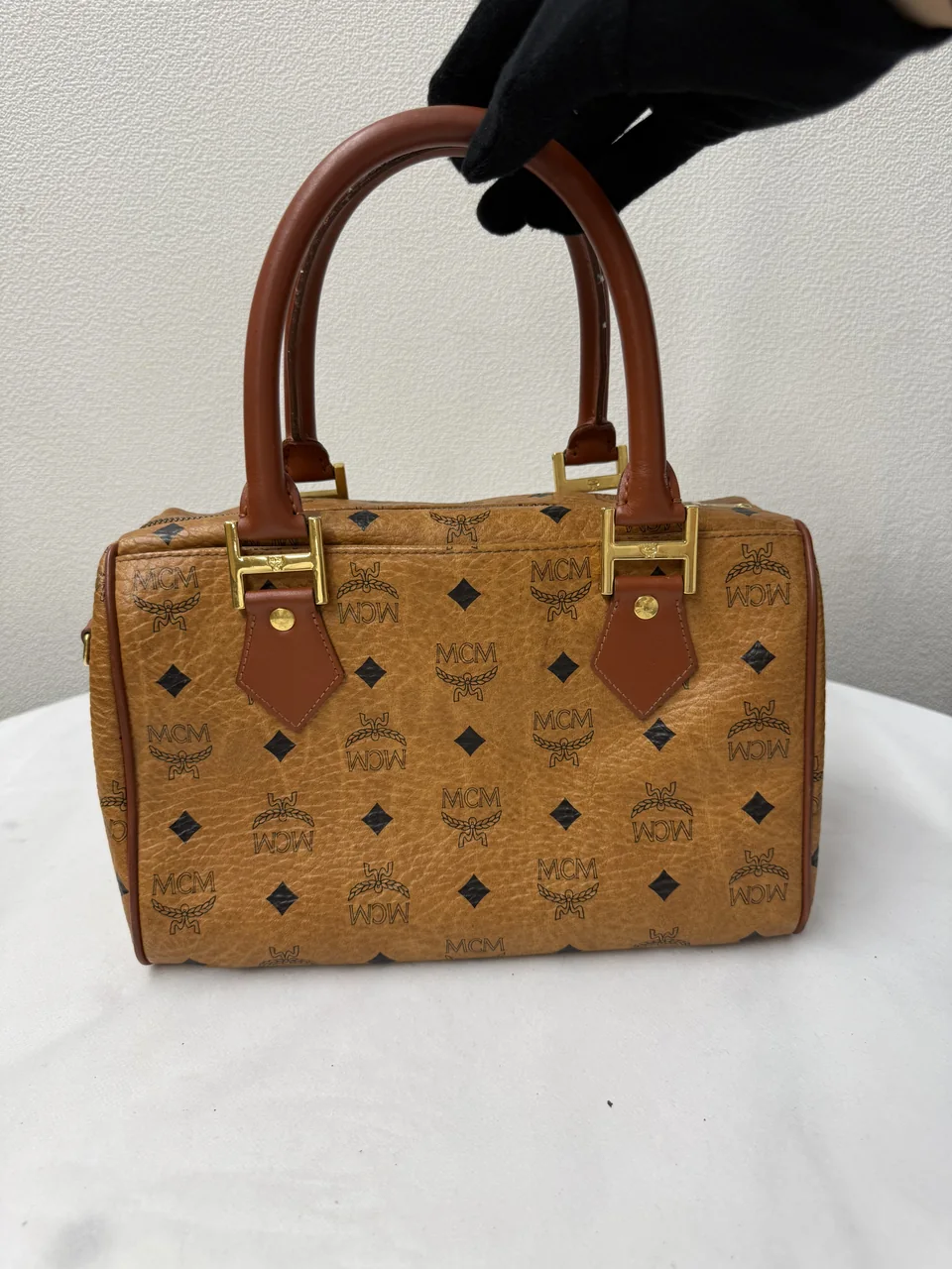 MCM TWO-WAY BAG (CAMEL) view 3