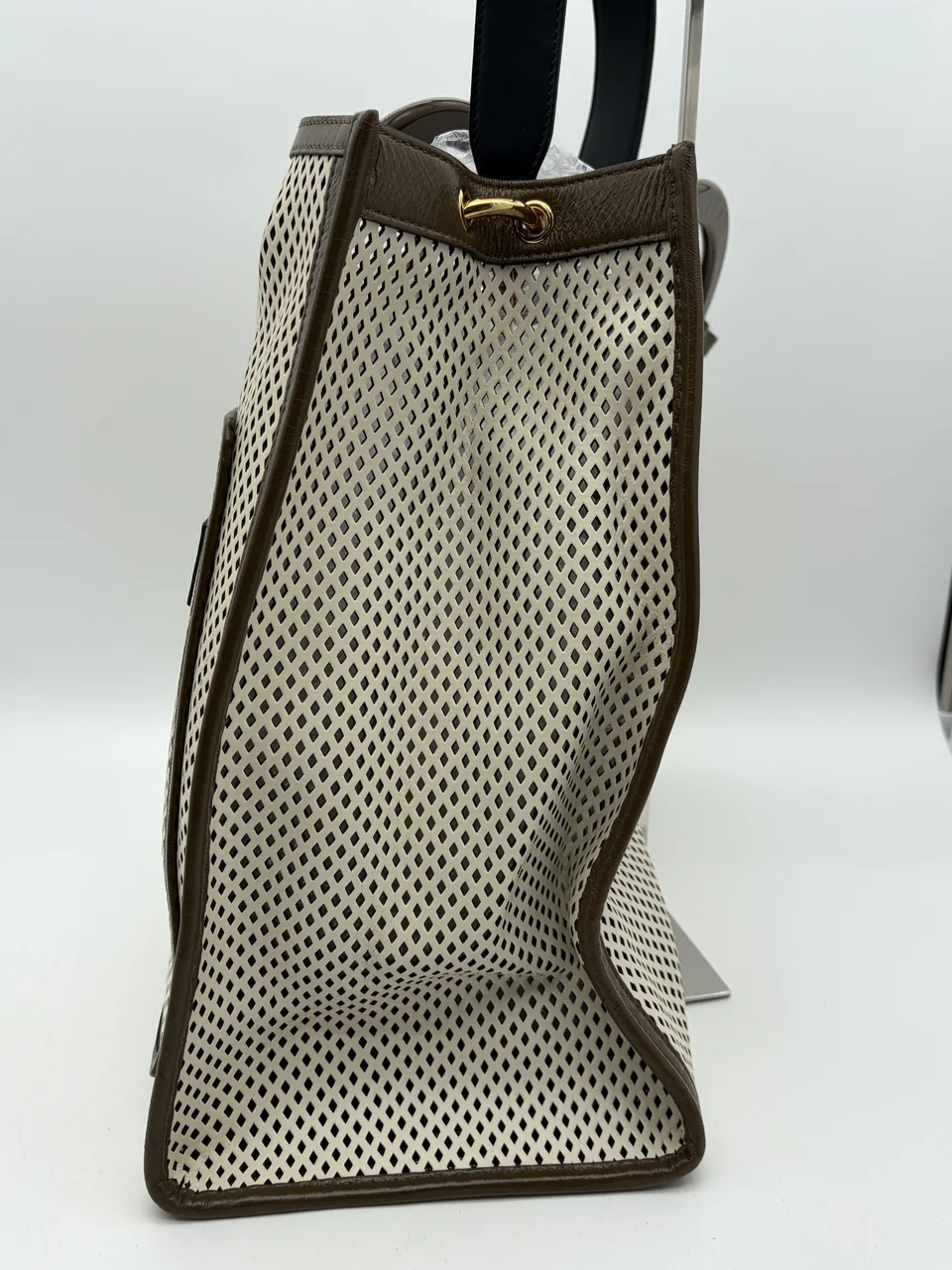 FENDI RUNAWAY view 4