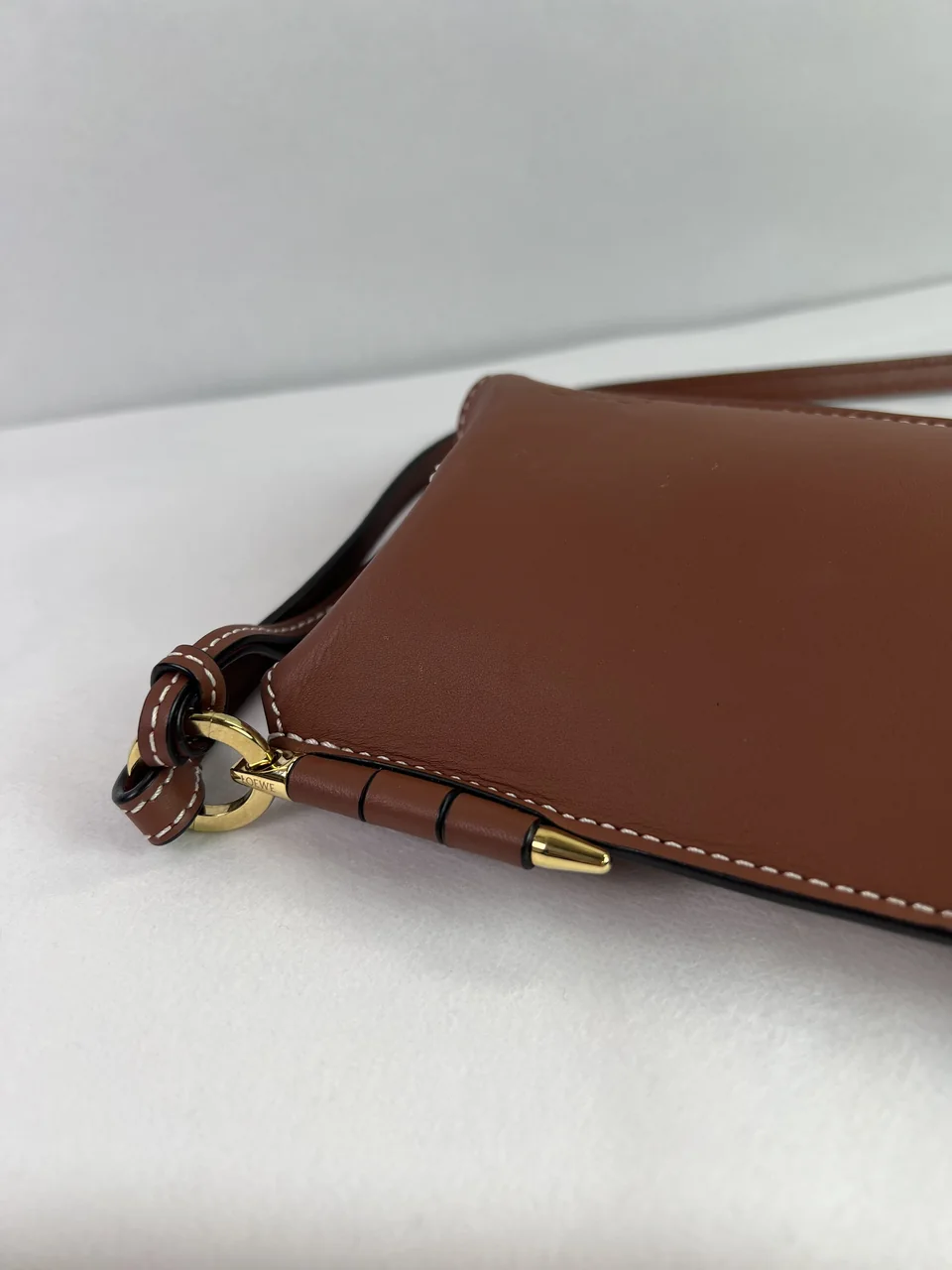 LOEWE SHOULDER BAG view 4