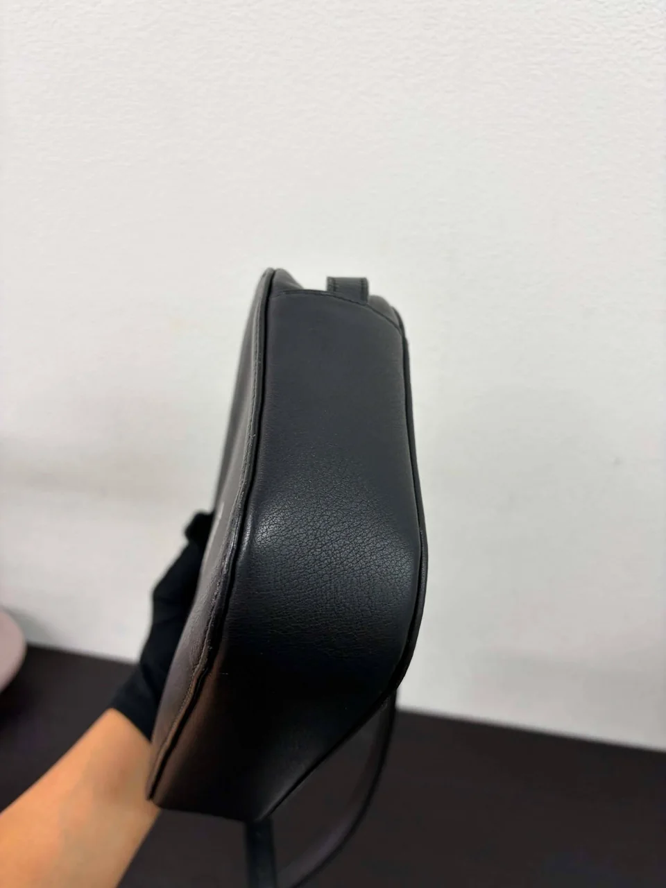 BALENCIAGA CAMERA BAG (BLACK) view 6