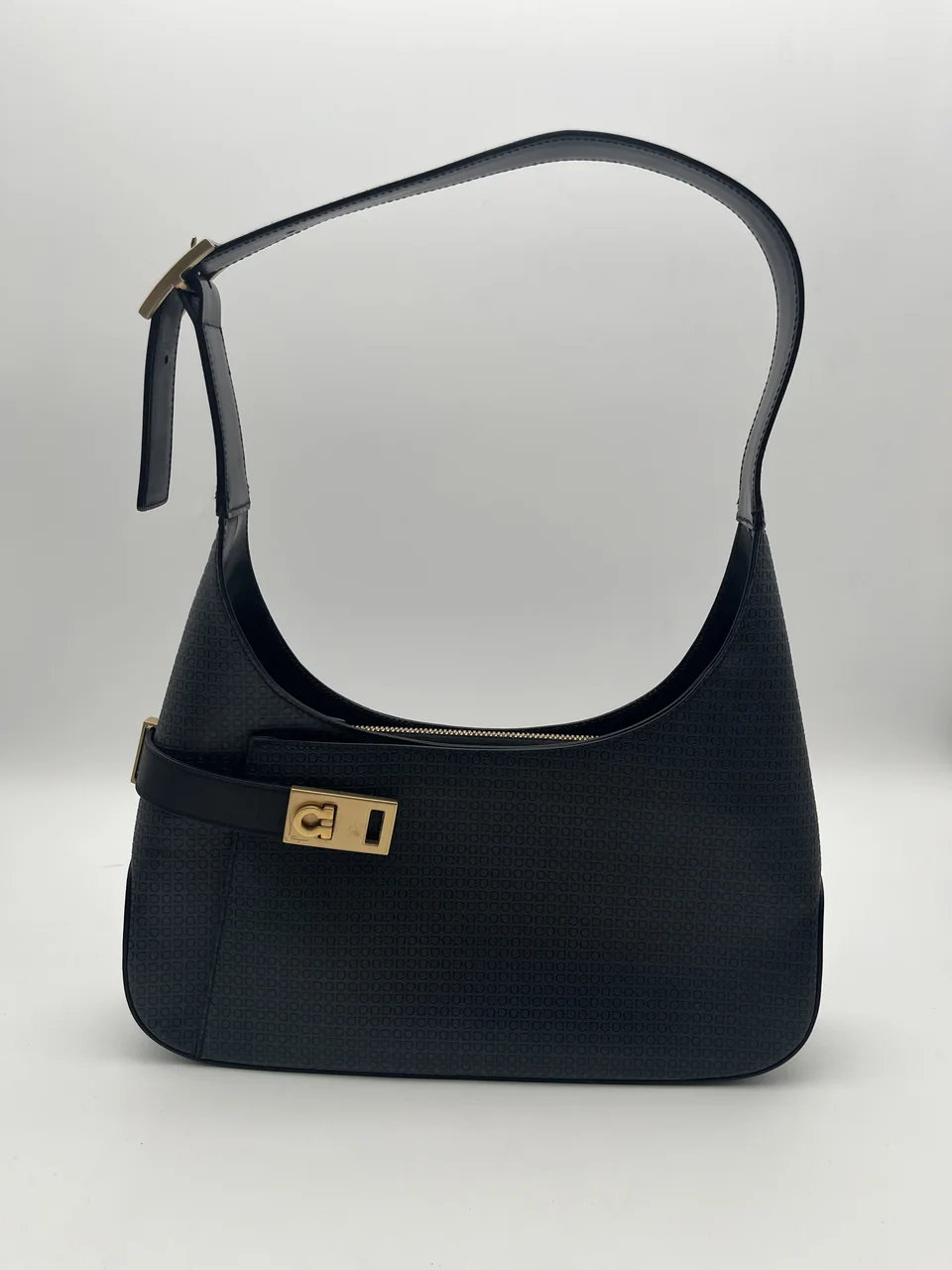 SALVATORE FERRAGAMO SHOULDER BAG