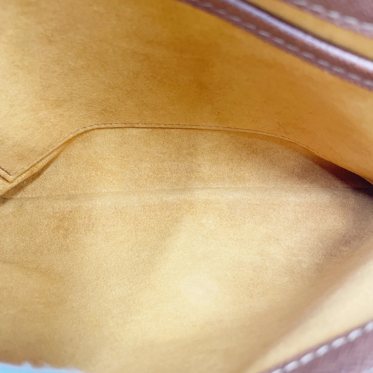 LV MONOGRAM MUSETTE TANGO SHORT view 7