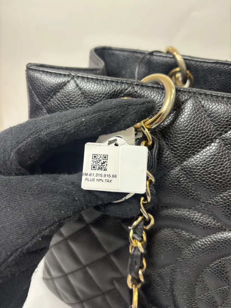CHANEL CAVIAR GST view 11