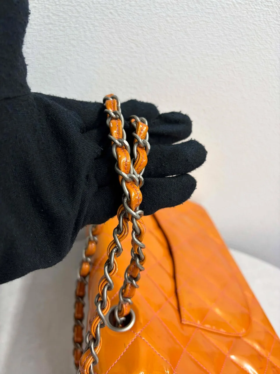 CHANEL PATENT MATELASSE SINGLE FLAP (6 SERIAL CODE) view 6