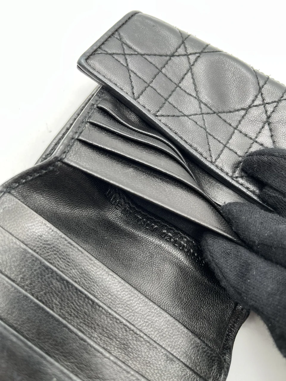 DIOR WALLET view 13