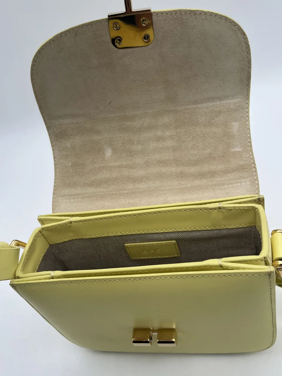 APC SHOULDER BAG (YELLOW) view 9